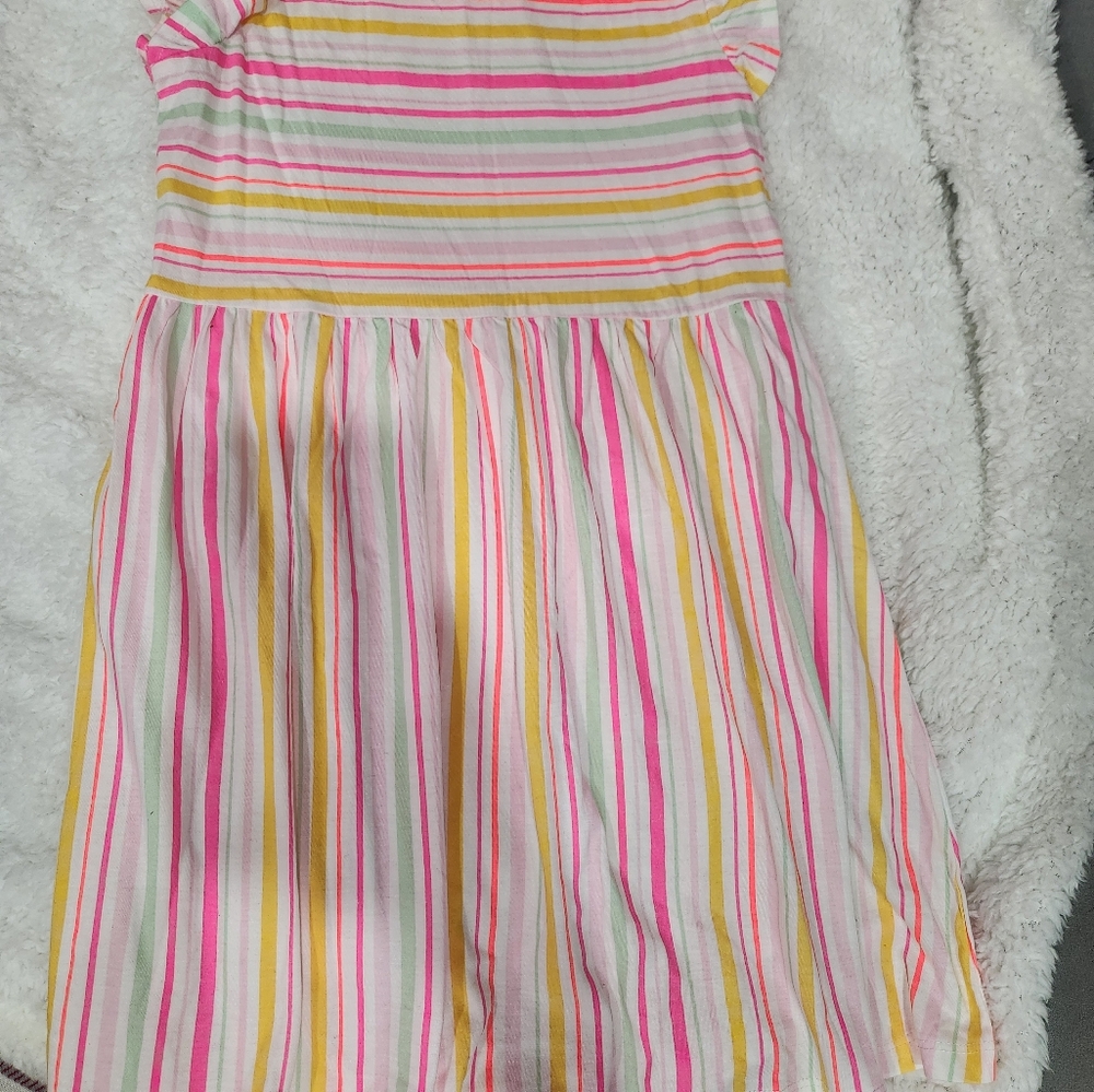 Girl's dress